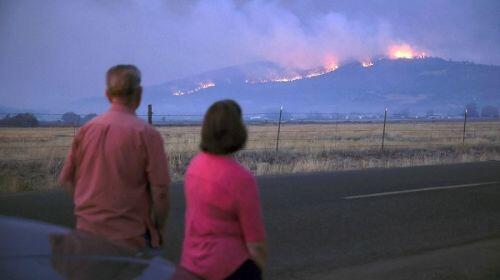 Ông Trump sẽ đích thân đến kiểm tra tình hình cháy rừng ở California