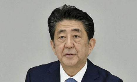 Thủ tướng Nhật Bản Shinzo Abe đến bệnh viện sau tuyên bố từ chức