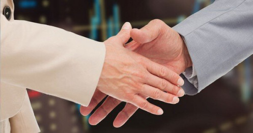 Giá cổ phiếu nhảy múa với thông tin M&A