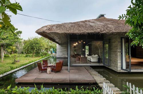 Chán biệt thự mặt phố, đại gia Việt "rủ nhau” về quê làm nhà tranh mái ngói tiền tỷ