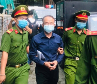 Bắt đầu xét xử cựu Phó Chủ tịch UBND TPHCM Nguyễn Thành Tài cùng đồng phạm