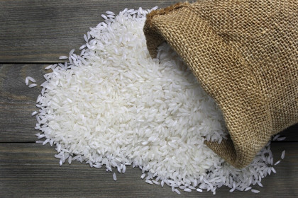 Giá lúa gạo hôm nay ngày 17/9: Giá gạo giảm sâu