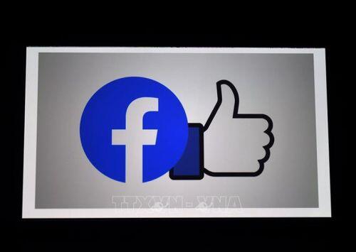 Facebook 'bắt tay' Ray-Ban phát triển kính thực tế ảo