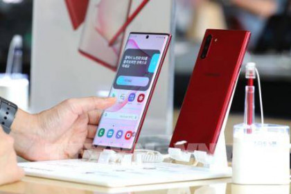 Samsung mất "ngôi vương" ở thị trường điện thoại thông minh Indonesia