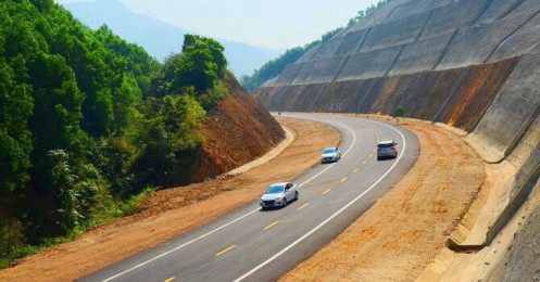 Xây dựng đề án thu phí tuyến TP.HCM - Trung Lương, La Sơn - Tuý Loan, cao tốc Bắc - Nam