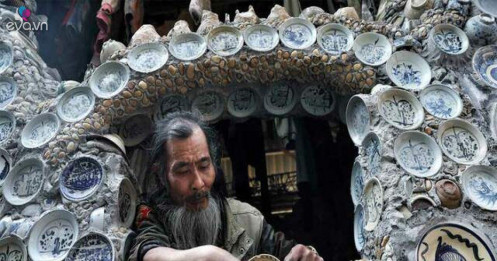 Báo nước ngoài "đua" nhau đưa tin về ngôi nhà Việt gắn 10.000 chiếc đĩa gốm sứ
