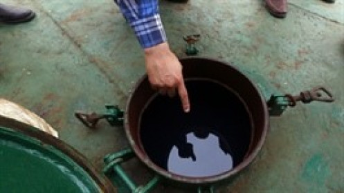 Dầu sụt gần 3%/tuần