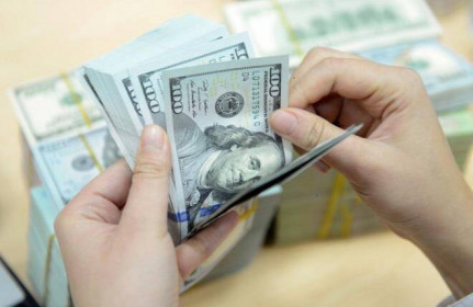Tỷ giá USD hôm nay 27/9: Neo ở mức cao