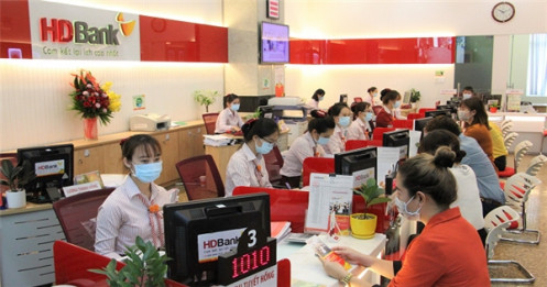 Tín hiệu dư thừa nguồn tiền của hệ thống ngân hàng