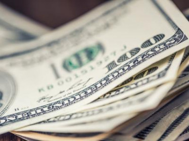 Giá USD mất đà tăng 