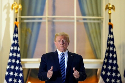 Ông Trump: Tôi không còn dùng thuốc điều trị Covid-19