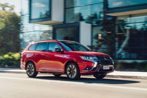 Mitsubishi ra mắt phiên nâng cấp cho Outlander PHEV 2021 tại Úc