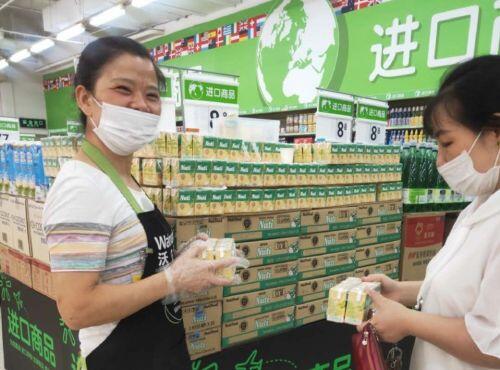 Thương hiệu sữa đầu tiên của Việt Nam có mặt trên kệ hàng của Walmart