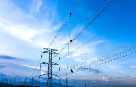 Vì sao các dự án phục vụ hệ thống điện quốc gia bị chậm tiến độ?