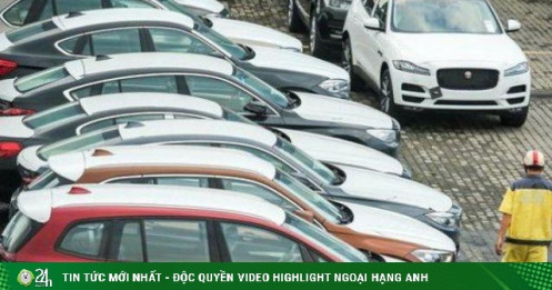 Nóng tuần qua: Ôtô giảm giá lên đến 200 triệu đồng/xe, đại lý tiết lộ lý do