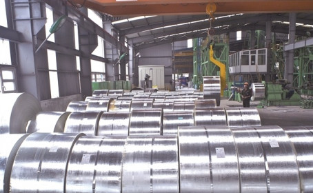 Hòa Phát thép cứng mùa dịch