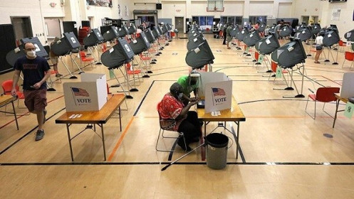 Hơn 42 triệu người Mỹ ‘ùn ùn’ đi bỏ phiếu sớm