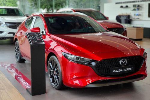 Mazda3 phiên bản giới hạn có giá 869 triệu đồng