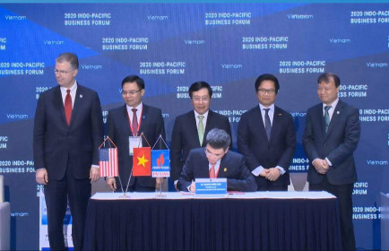 Việt Nam – Mỹ ký kết các thỏa thuận điện khí trị giá nhiều tỉ USD tại IPBF 2020