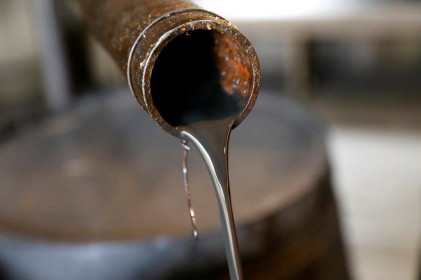 Giá xăng dầu hôm nay 1.11.2020: Tháng 10, dầu thô Mỹ lao dốc 11%