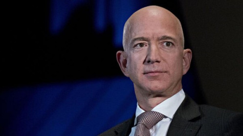 Giữa bầu cử Mỹ, Jeff Bezos bán 3 tỷ USD cổ phiếu Amazon