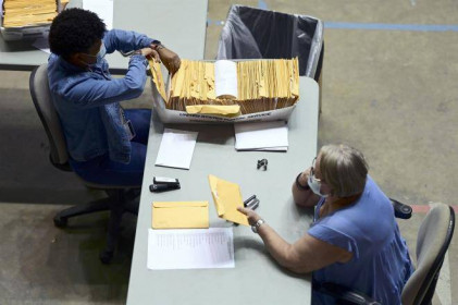 Bầu cử Mỹ: Hàng trăm vali phiếu bầu bị bỏ quên ở quần đảo Puerto Rico