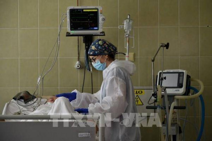 Nga và Ukraine tiếp tục ghi nhận số ca mắc COVID-19 mới cao chưa từng có
