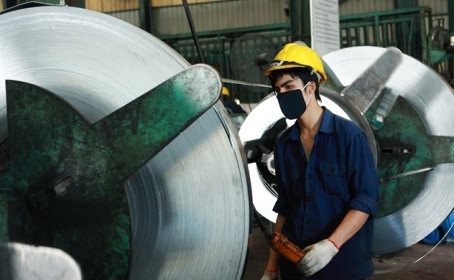 Cổ phiếu của Thép Nam Kim chinh phục mệnh giá