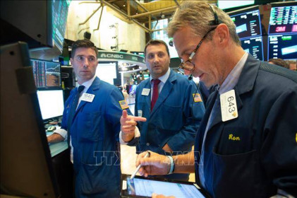 Chốt phiên giao dịch 16/11, Dow Jones áp sát ngưỡng 30.000 điểm