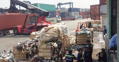 Hải quan vẫn “lấn cấn” trong việc xử lý các container rác, phế liệu?!