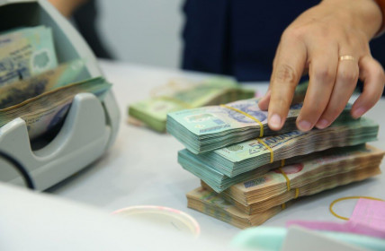 Ngân sách nhà nước chịu áp lực lớn