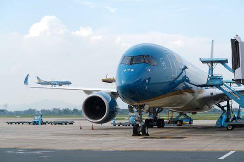 Vì sao phải 'giải cứu' Vietnam Airlines?