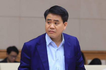 Ông Nguyễn Đức Chung dùng số điện thoại nước ngoài, Viber liên lạc với đồng phạm