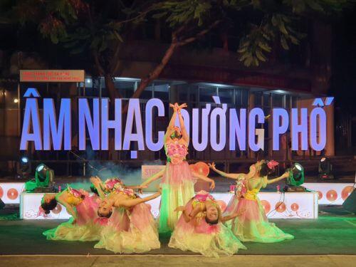 Đà Nẵng: Giấc mơ "thành phố không ngủ" gặp khó
