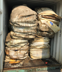 Phạt gần 2 tỉ đồng vì nhập phế liệu không cho phép