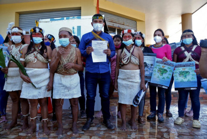 Thổ dân Amazon kiện công ty dầu khí Trung Quốc