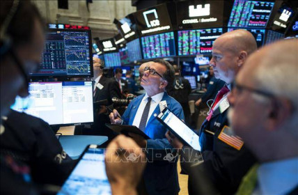 Chứng khoán thế giới diễn biến trái chiều trong phiên 10/12