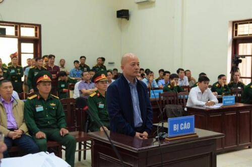 Sáng nay, ông Đinh La Thăng, Nguyễn Hồng Trường hầu tòa