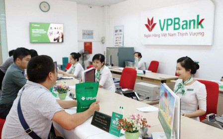 Sếp VPBank đăng ký bán 150.000 cổ phiếu VPB