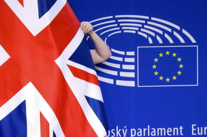 Chứng khoán châu Âu tăng điểm, thị trường lạc quan về thỏa thuận Brexit