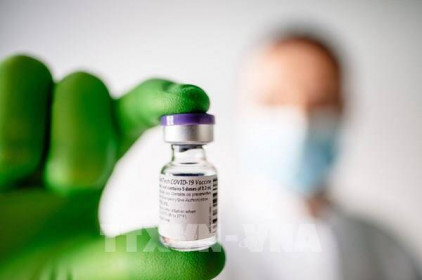 Vấn đề trong sản xuất và phân phối vaccine của Pfizer-BioNTech