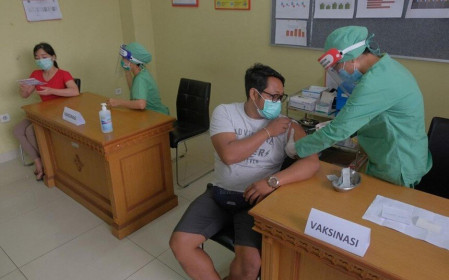 Indonesia sẽ cung cấp vaccine phòng Covid-19 miễn phí cho công dân