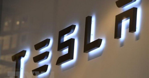Giá cổ phiếu Tesla giảm ngay trong phiên đầu gia nhập chỉ số S&P 500