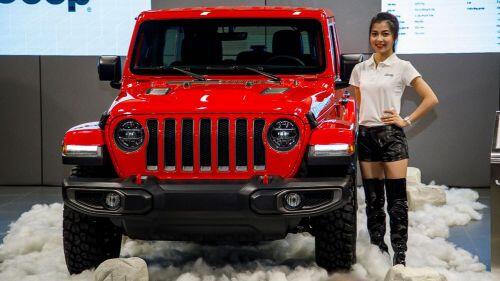 Cận cảnh Jeep Wrangler 2021 có giá từ 2,95 tỷ đồng