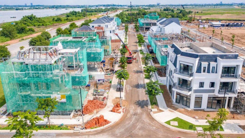 Nhiều giải pháp 'kéo' giá bất động sản