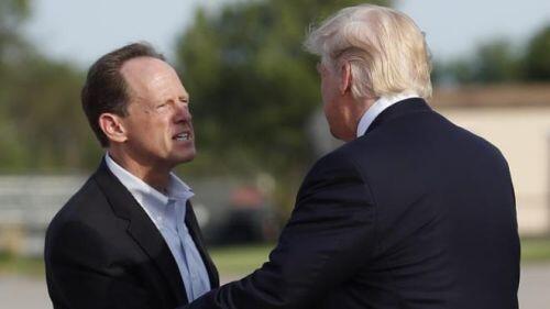Tổng thống Trump bỏ ngỏ số phận gói cứu trợ COVID-19, cả nước Mỹ chờ đợi