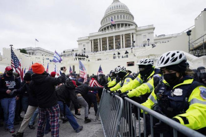 Nghị sỹ Mỹ tức giận trước cuộc bạo động 'chưa có tiền lệ' ở tòa nhà Quốc hội