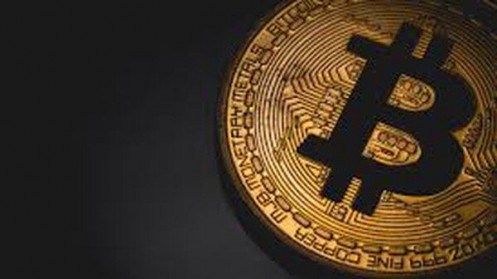 Giá Bitcoin tiếp tục phá mốc 37.000 USD