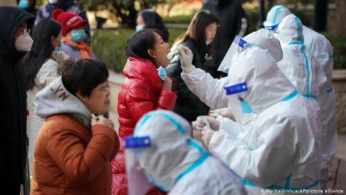 Trung Quốc phong tỏa 19 triệu dân trước Tết âm lịch vì COVID-19