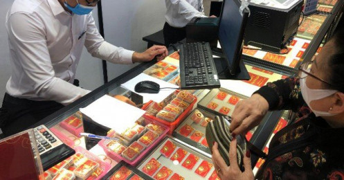 Giá vàng SJC tiếp tục đi lên